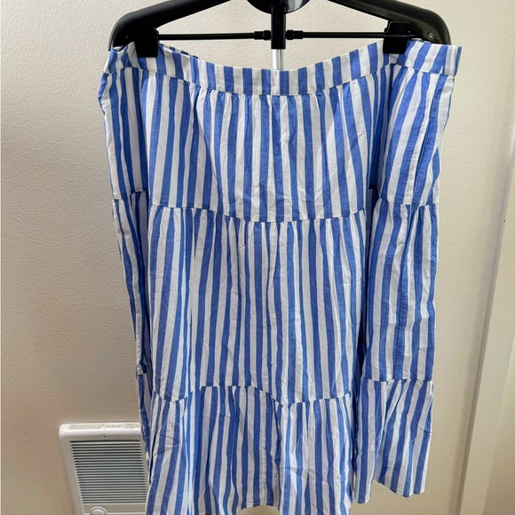 J. Crew Blue and White Bubble Midi Skirt - Picture 1 of 4